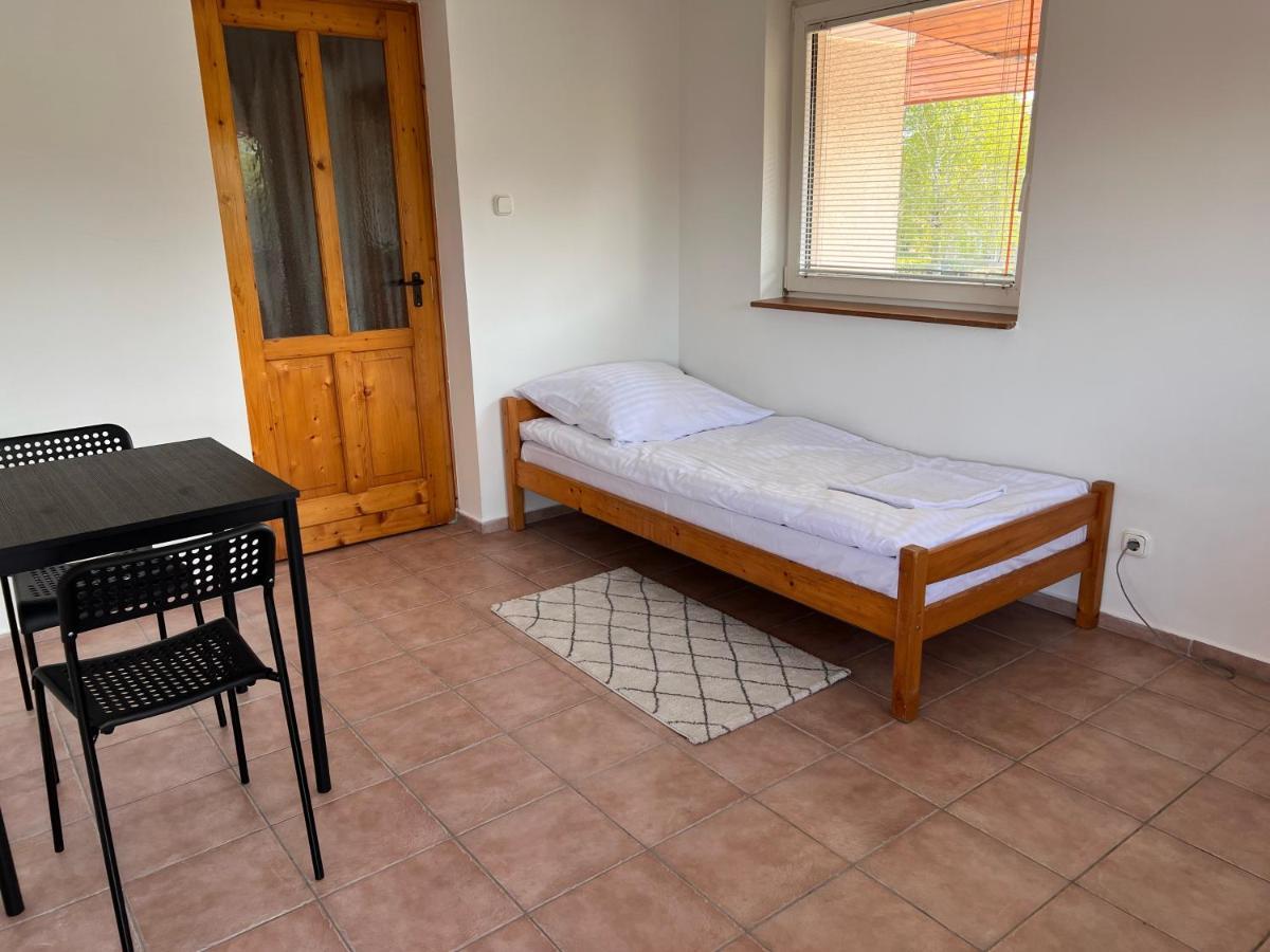 Apartament Simple Apartman Siófok Zewnętrze zdjęcie