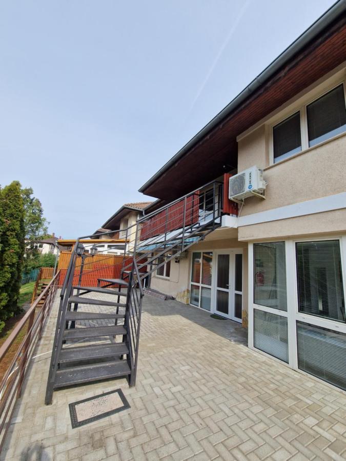 Apartament Simple Apartman Siófok Zewnętrze zdjęcie